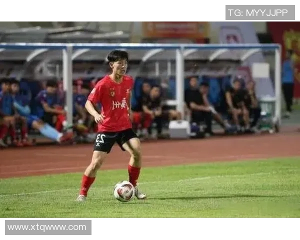 广州足球队的崛起与发展探索：力量与激情的完美结合